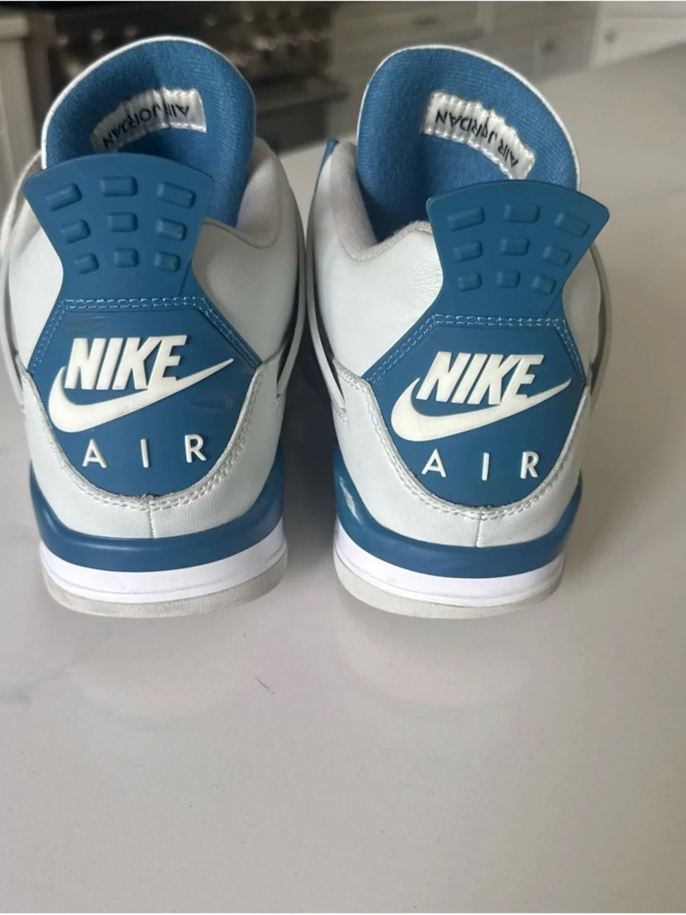 Jordan Men's Sneakers White/Gray/Blue Retro Style